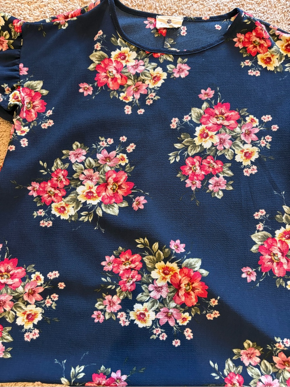 Floral Ruffle Sleeve Top - Picture 6 of 9
